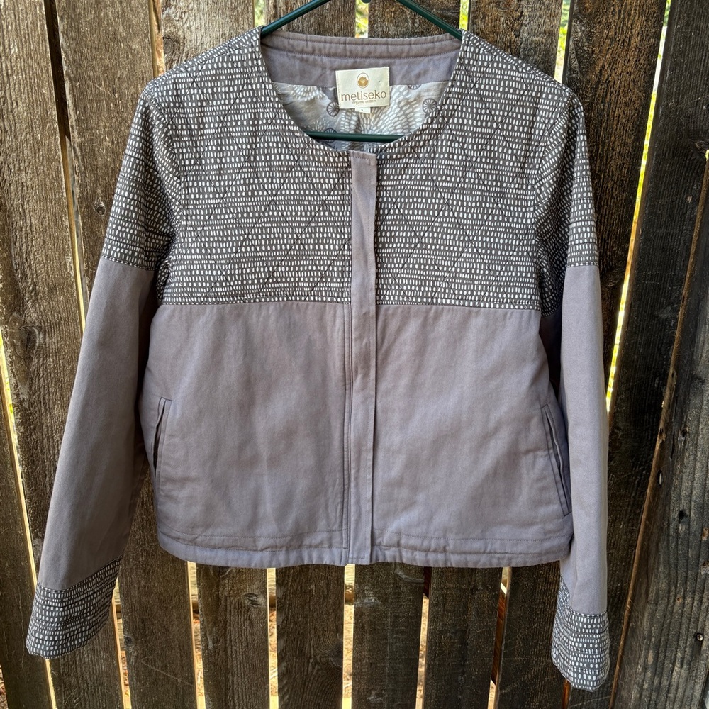 Metiseko Organic Cotton Collarless Quilted Zip Jacket In Lilac Gray Sz L